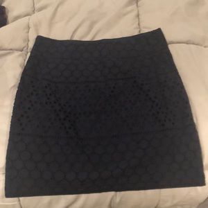 Banana republic eyelet navy skirt- size 0 petite